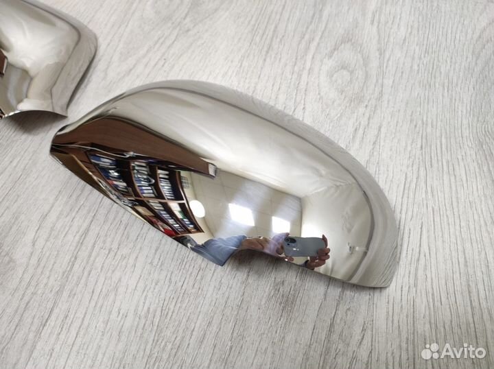 Накладки на зеркала VW Touran 2010-2015 (новые)