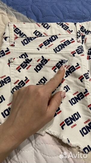 Шорты джинсовые размер 25