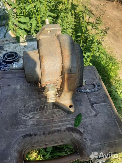 Водянная помпа ямз 236