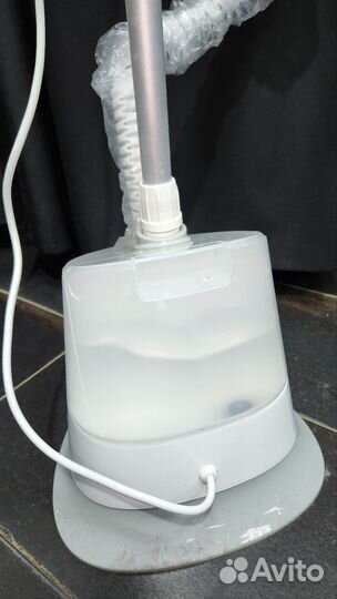 Отпариватель для одежды вертикальный