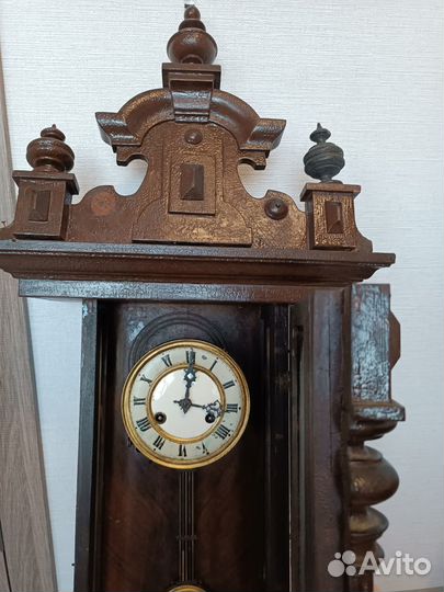 Антикварные настенные часы ретро винтаж