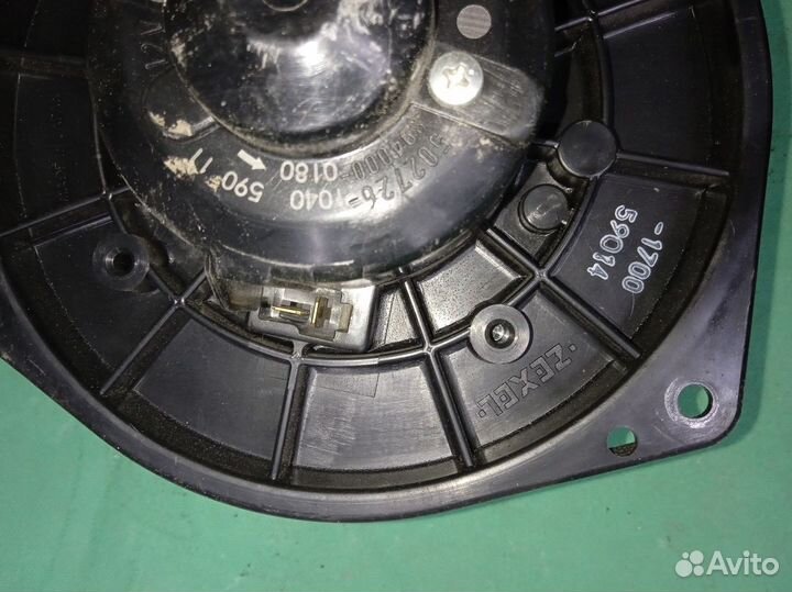 Mitsubishi Lancer IX моторчик отопителя