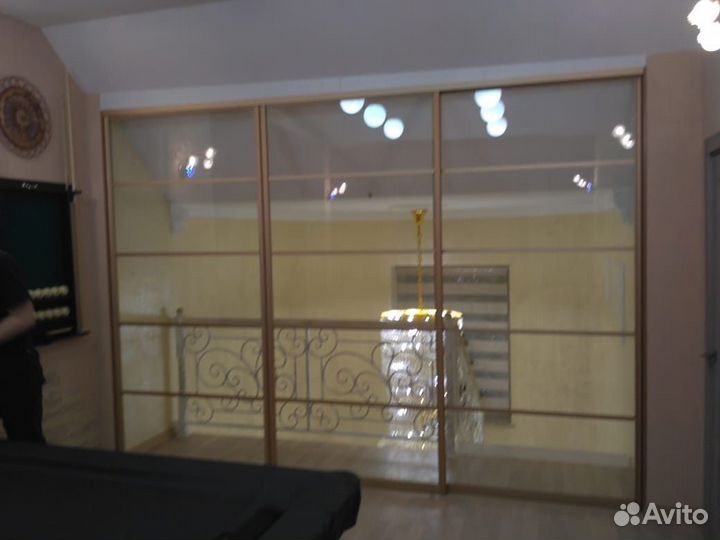 Перегородки межкомнатные латунные