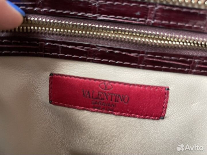 Сумка из кожи аллигатора Valentino эксклюзив