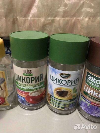 Пустые баночки из-под кофе