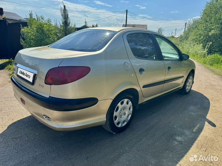 Peugeot 206 1.4 МТ, 2008, 230 000 км