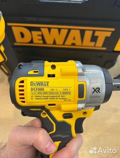 Набор 2в1 Dewalt гайковерт + ушм 5 а/h