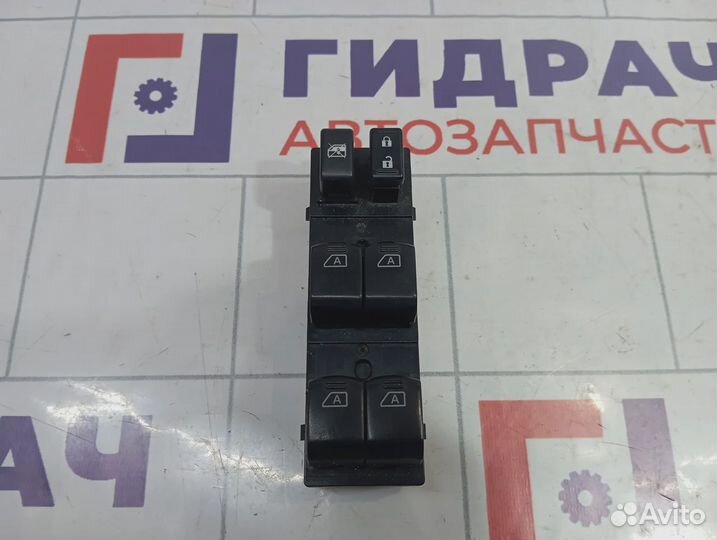 Блок управления стеклоподъемниками Infiniti G37 (V36) 25401-JK40D