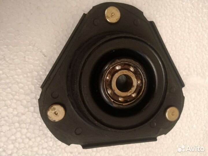 Toyota Corolla Опора Амортизатора