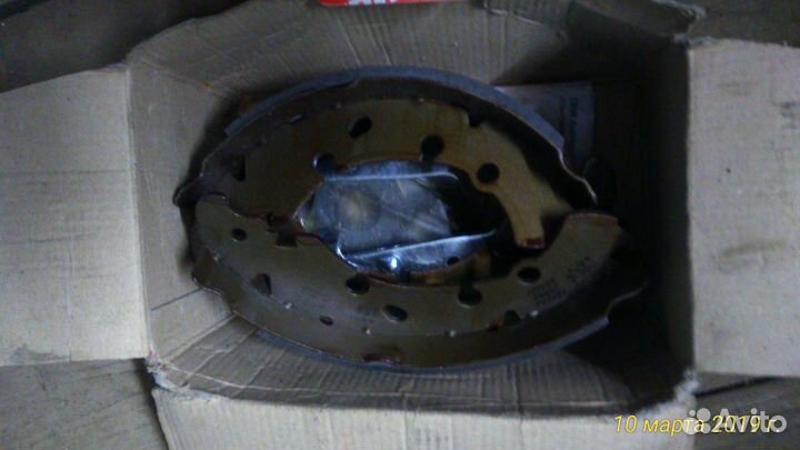 Задние тормозные колодки TRW на Ford Fusion/Fiesta