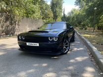 Dodge Challenger 3.6 AT, 2019, 69 000 км, с пробегом, цена 3 200 000 руб.