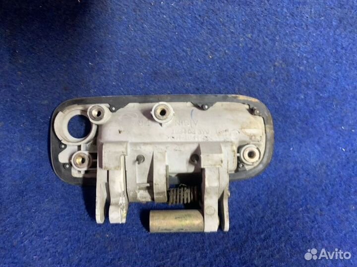 Ручка двери внешняя передняя левая Toyota Mark 2