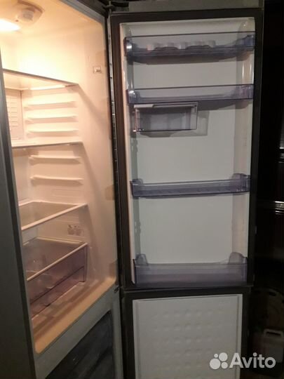 Холодильник Весо б/у