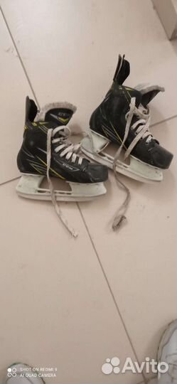 Коньки хоккейные