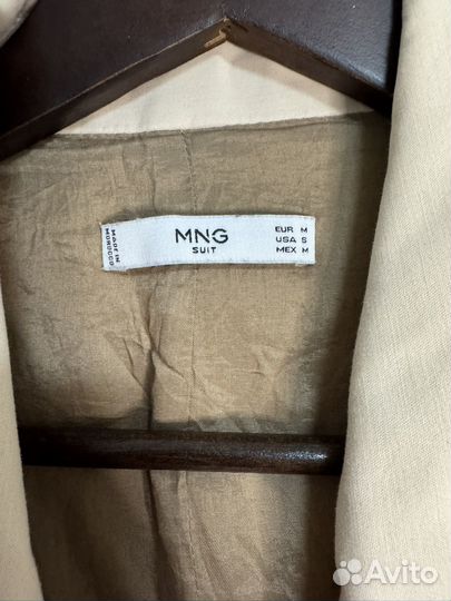 Жилетка женская 44