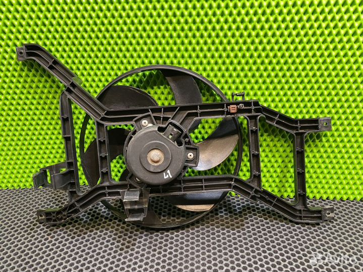 Вентилятор охлаждения радиатора Renault Logan