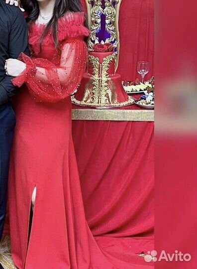 Вечернее платье