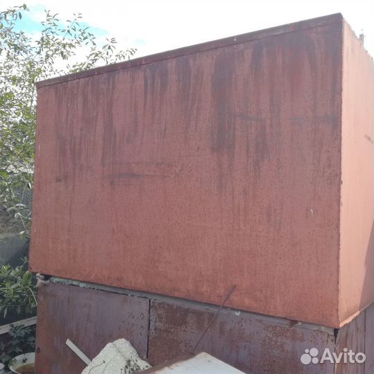 Бак для воды металлический