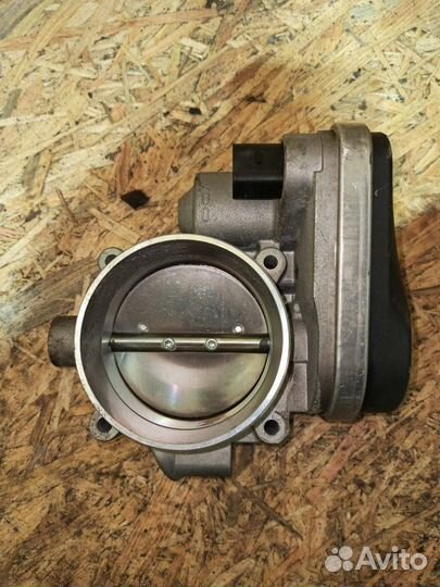 Дроссельная заслонка Volkswagen Touareg 2007