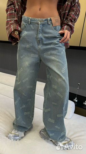 Джинсы женские