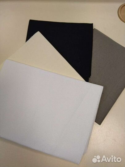 Пяльцы, канва