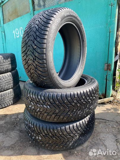 Nokian Tyres Hakkapeliitta 8 225/50 R17 94T