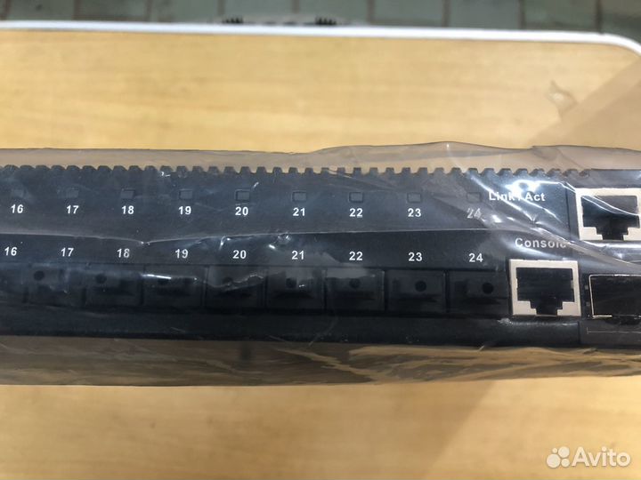 Оптический коммутатор Edge-Core EC S3510-28F