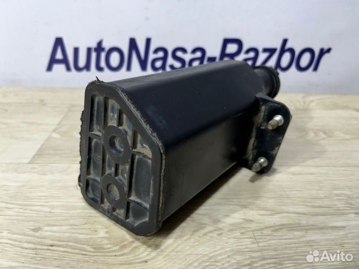 Абсорбер Renault Duster универсал K4MA606 2013