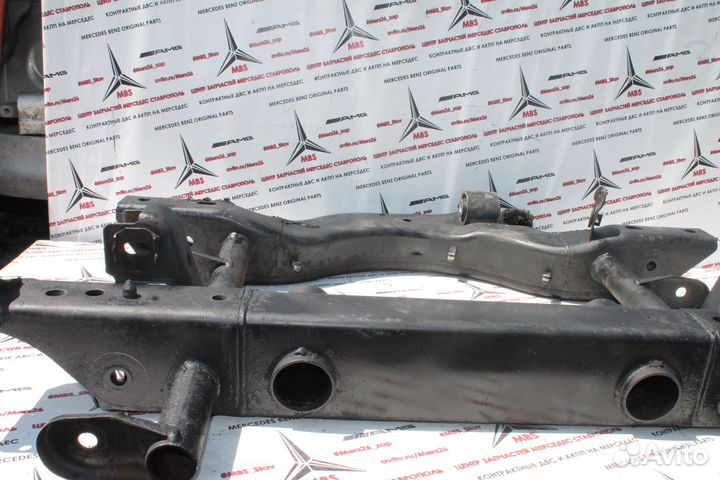 Подрамник передний w164 ML мерседес