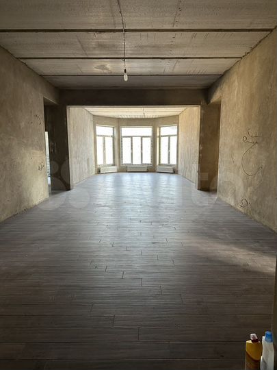 Дом 250 м² на участке 8 сот.