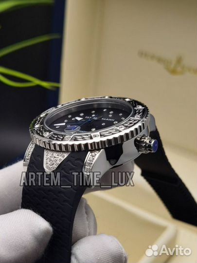 Женские наручные Ulysse Nardin с камнями