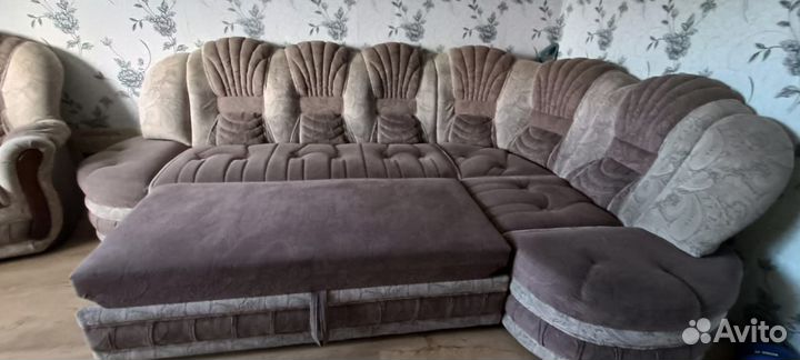 Угловой диван бу