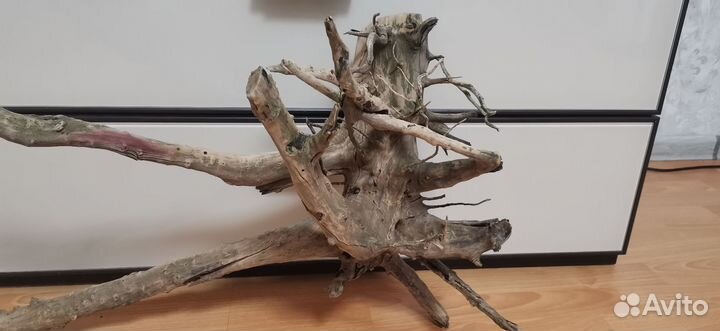 Коряга в аквариум