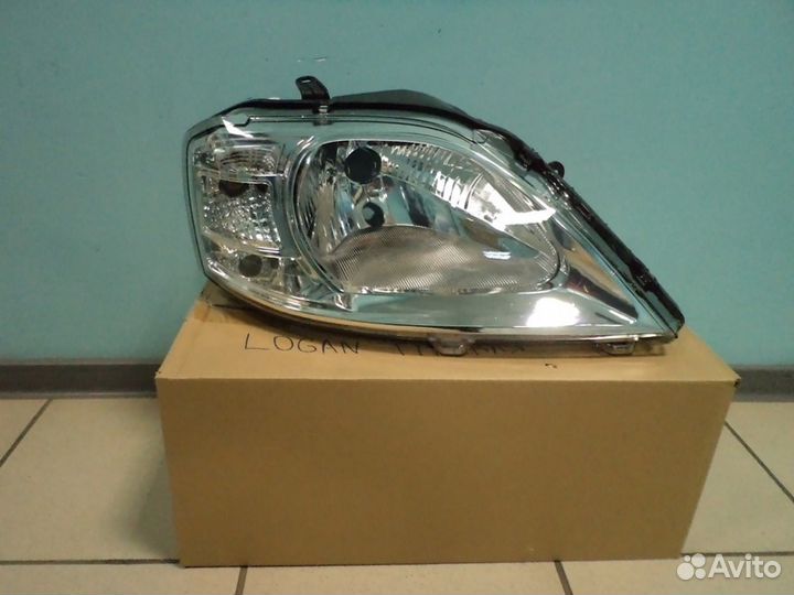 Фара Renault Logan с 2010 г. в (Рено Логан)