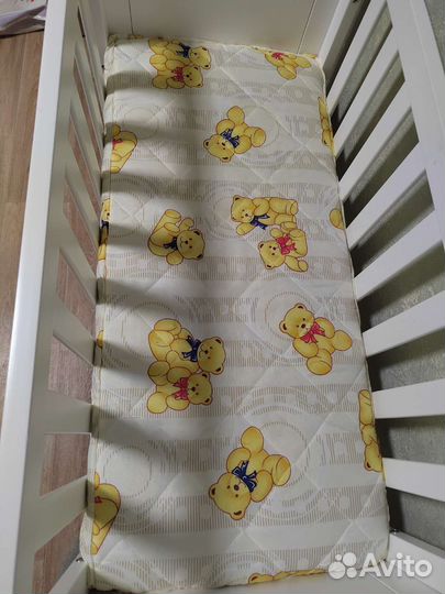 Детская кроватка для новорождённых