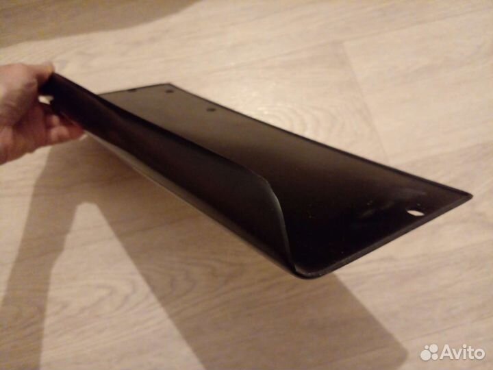 Заглушка бампера Mitsubishi Galant (Viento)