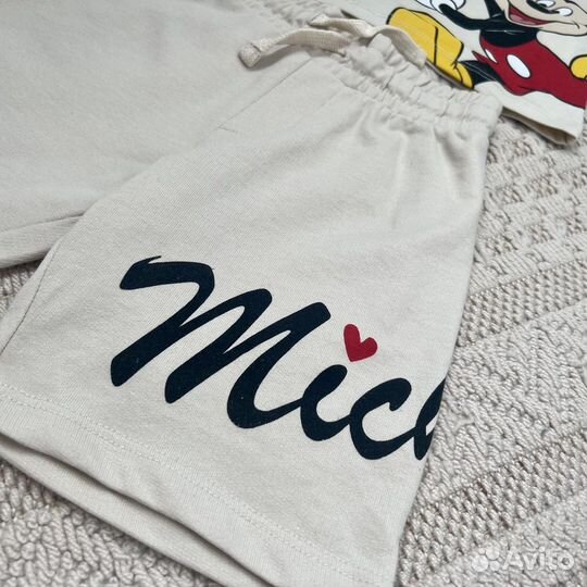 Костюм на мальчика Zara 110,116,128