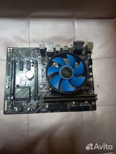 Комплект материнская плата + i3+8gb ddr4