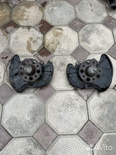 Цапфа в сборе со ступицей