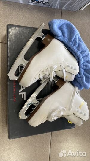 Фигурные коньки Graft Topas 27