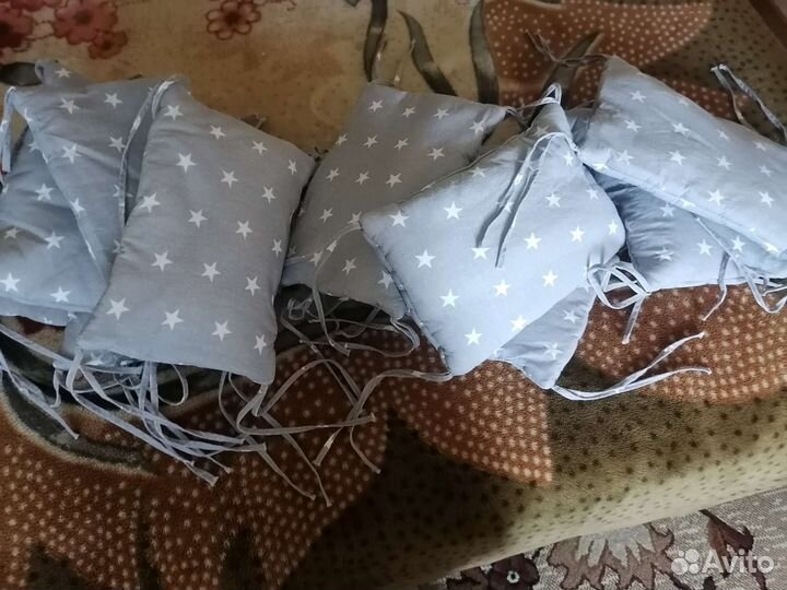 Бортики в кроватку