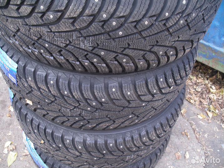 Maxxis NP5 Premitra Ice Nord 225/55 R17 101T