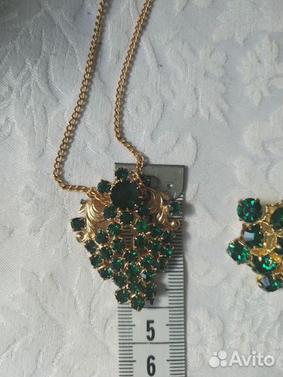 Подвеска и брошь