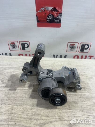 Кронштейн ролика-натяжителя Kia Optima 4