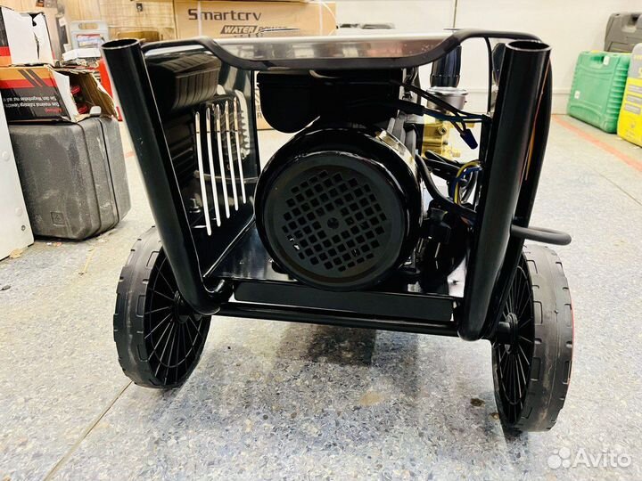 Профессиональная мойка высокого давления CRV NEW 2