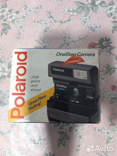 Фотоаппарат моментальный polaroid