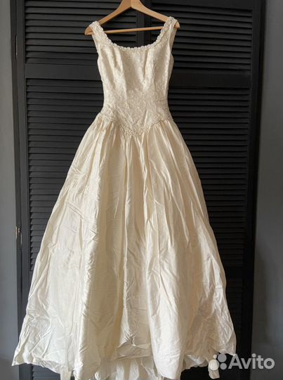 Свадебное платье со шлейфом nuptial (франция)