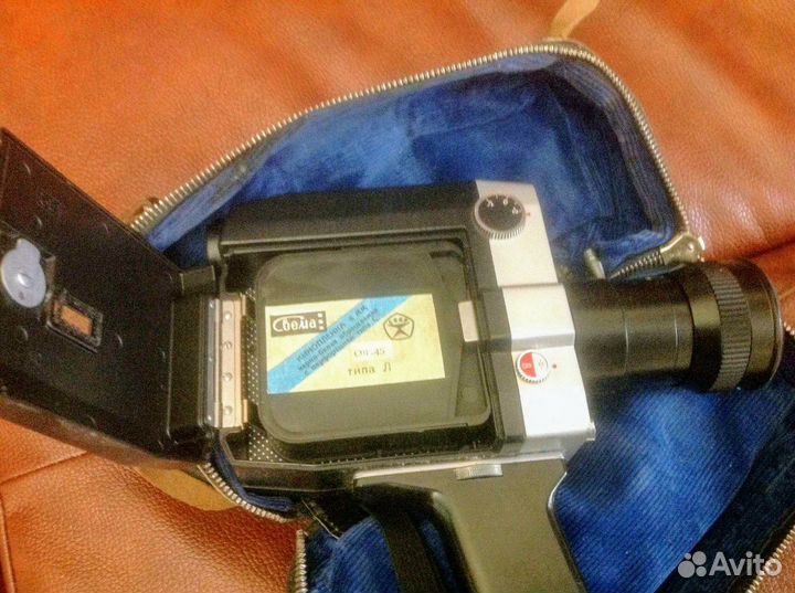 Киносъёмочный аппарат Кварц-18С-2