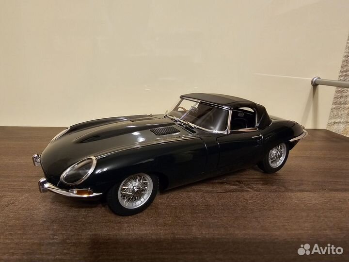 Autoart Jaguar e-type 1:18