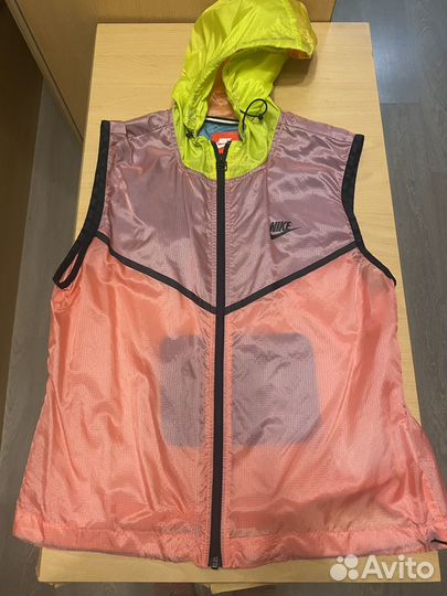 Жилетка nike для бега